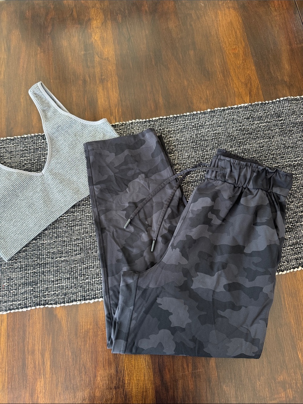 Lululemon camo pants